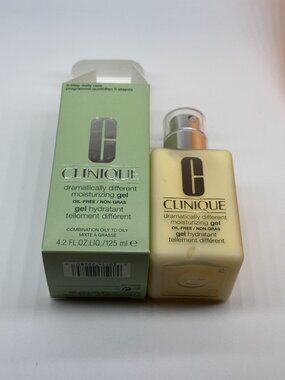 CLINIQUE Dramatically Different Moisturizing Gel 4.2 fl